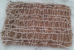 KOKOSMATTA LINJEFÖRSTÄRKT I JUTE 1.8×5m  750g/m² pris/rl